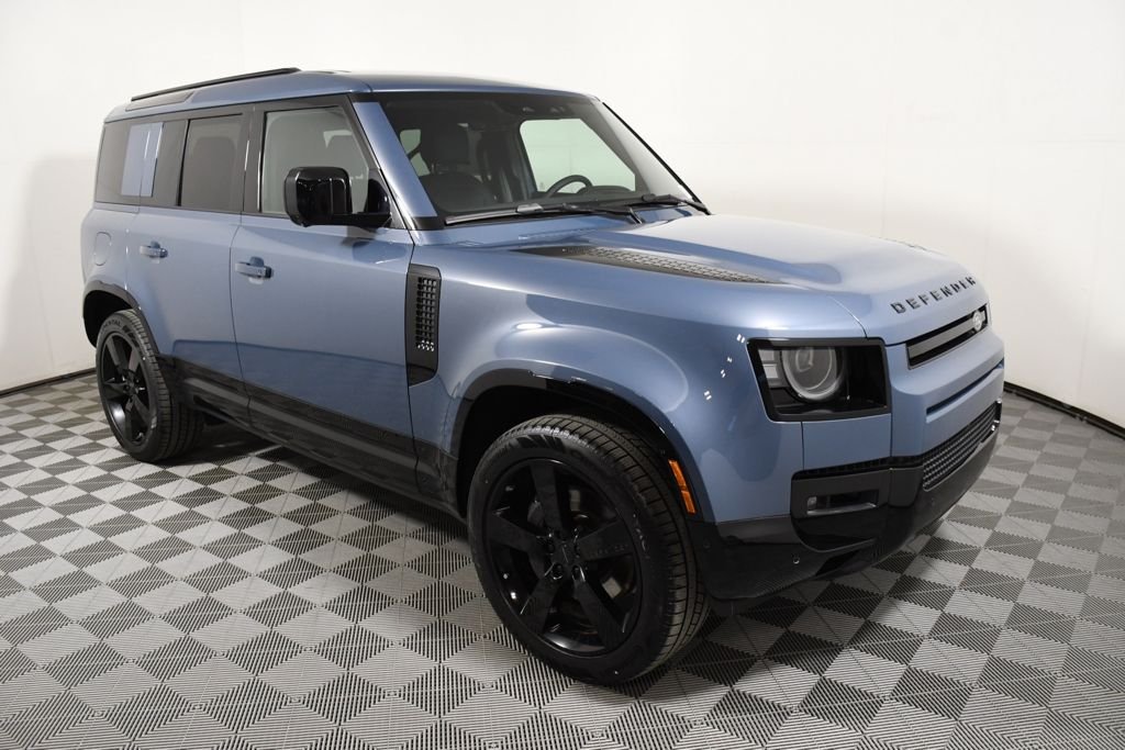 2026 Land Rover Defender X-Dynamic SE - Photo 8