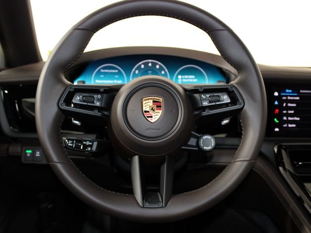 New 2026 Aventurine Green Metallic Porsche 4 image 14