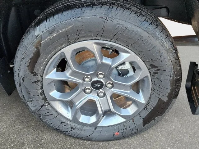 New 2026 Shadow Black Ford XLT image 6