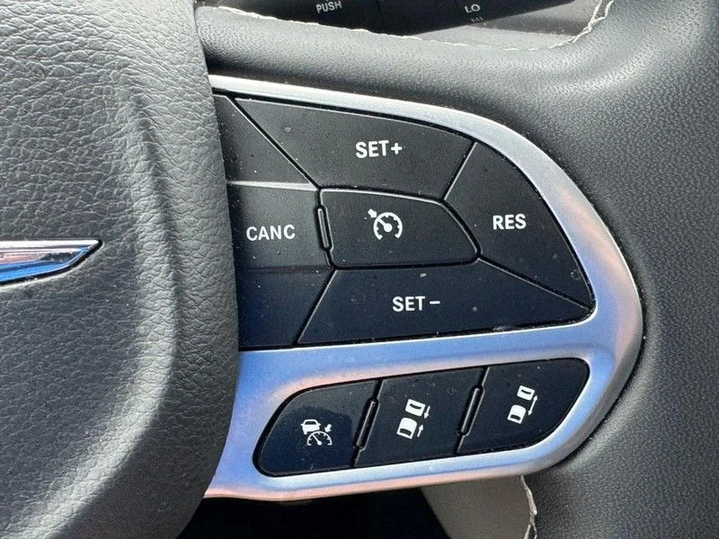 Used 2023 White Chrysler Touring L image 21