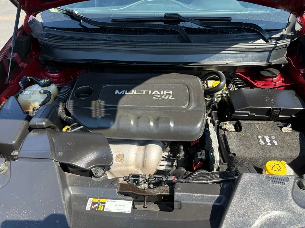 Used 2017 Red Jeep Latitude image 62