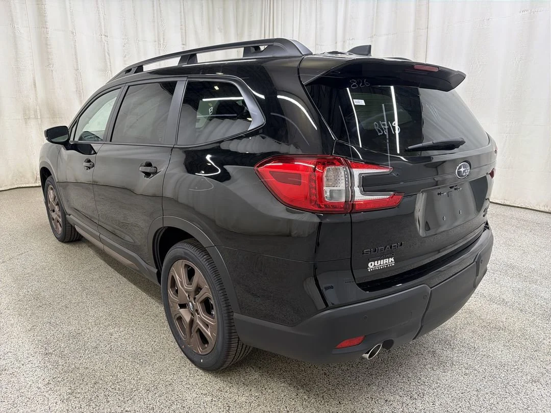 New 2026 Crystal Black Silica Subaru Limited Bronze Edition image 9