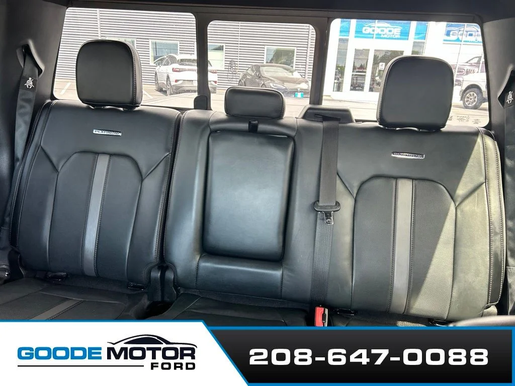 Used 2019 White Platinum Tri-Coat Metallic Ford Platinum image 8