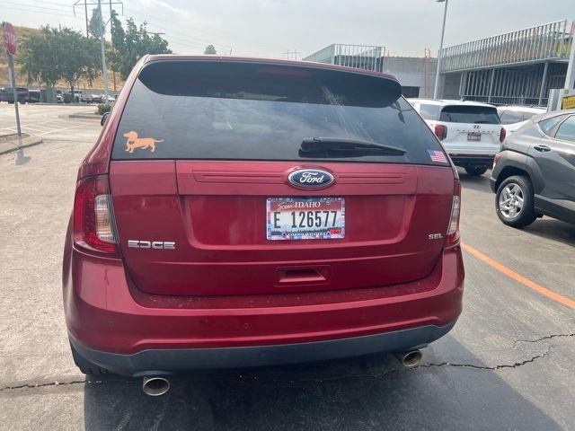 Used 2013 Red Ford SEL image 3