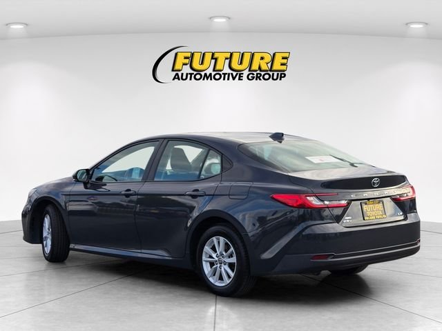 Used 2025  Toyota LE image 6