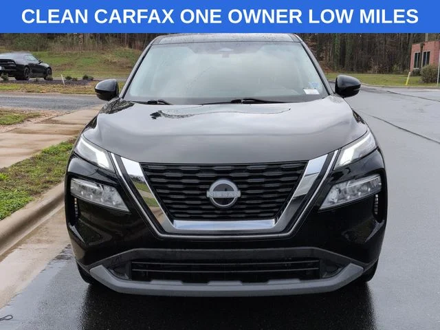 Used 2023 Black Nissan SV image 16