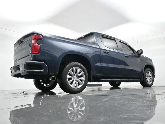 Used 2020 NORTHSKY BLUE METALLIC Chevrolet Custom image 15