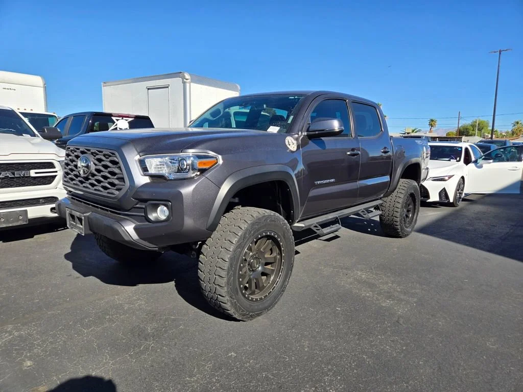 Used 2021 Magnetic Gray Met Toyota SR image 4