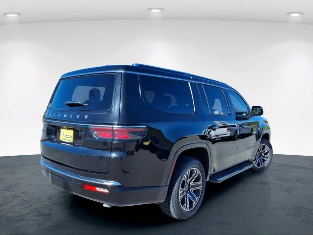 Used 2025 Black Jeep Series II image 8