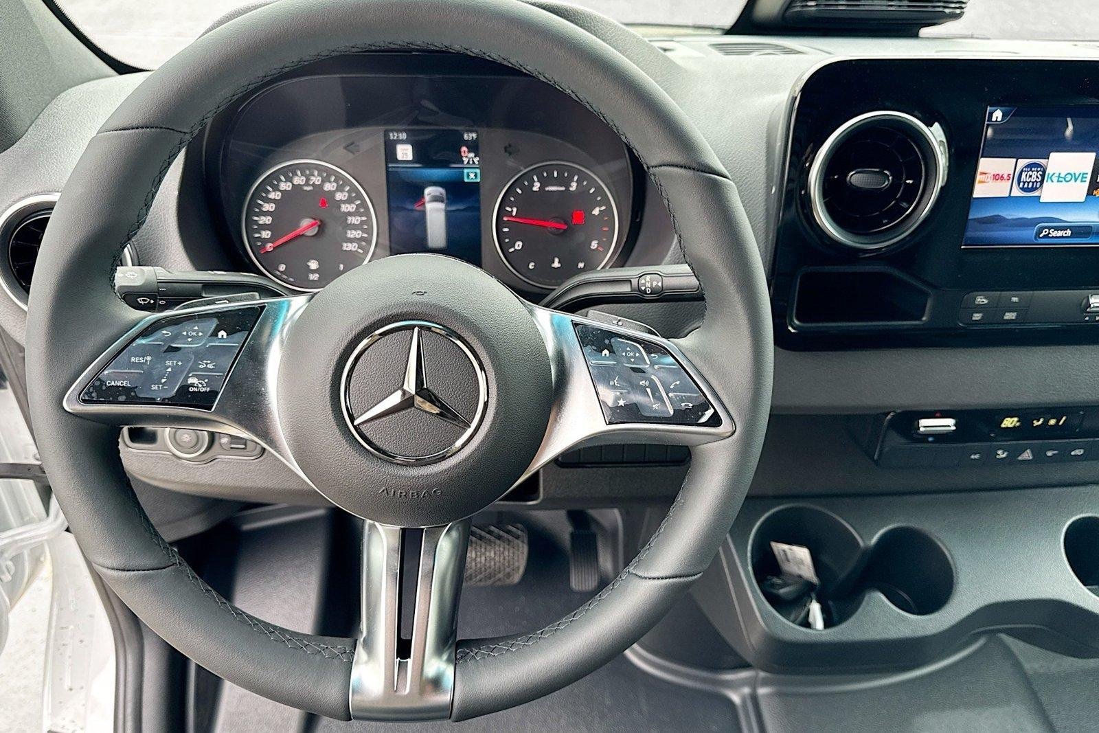 New 2026 Arctic White Mercedes-Benz  image 11