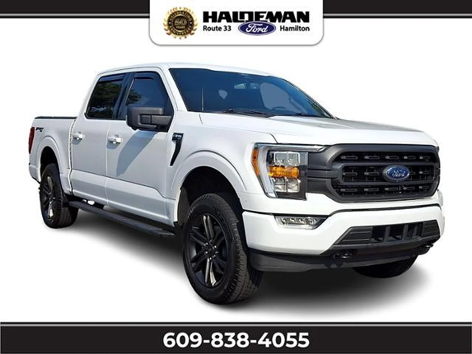 Used 2022 Oxford White Ford XLT image 1