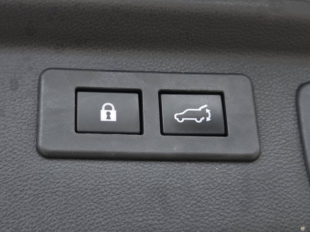 Used 2019 White Subaru Limited image 11