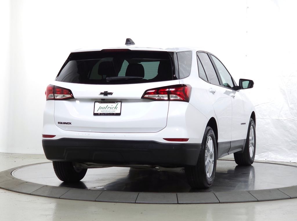 Used 2024 Summit White Chevrolet LS image 8