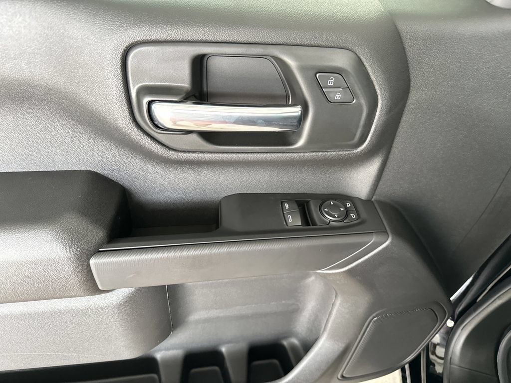 New 2026 Onyx Black GMC Pro image 11