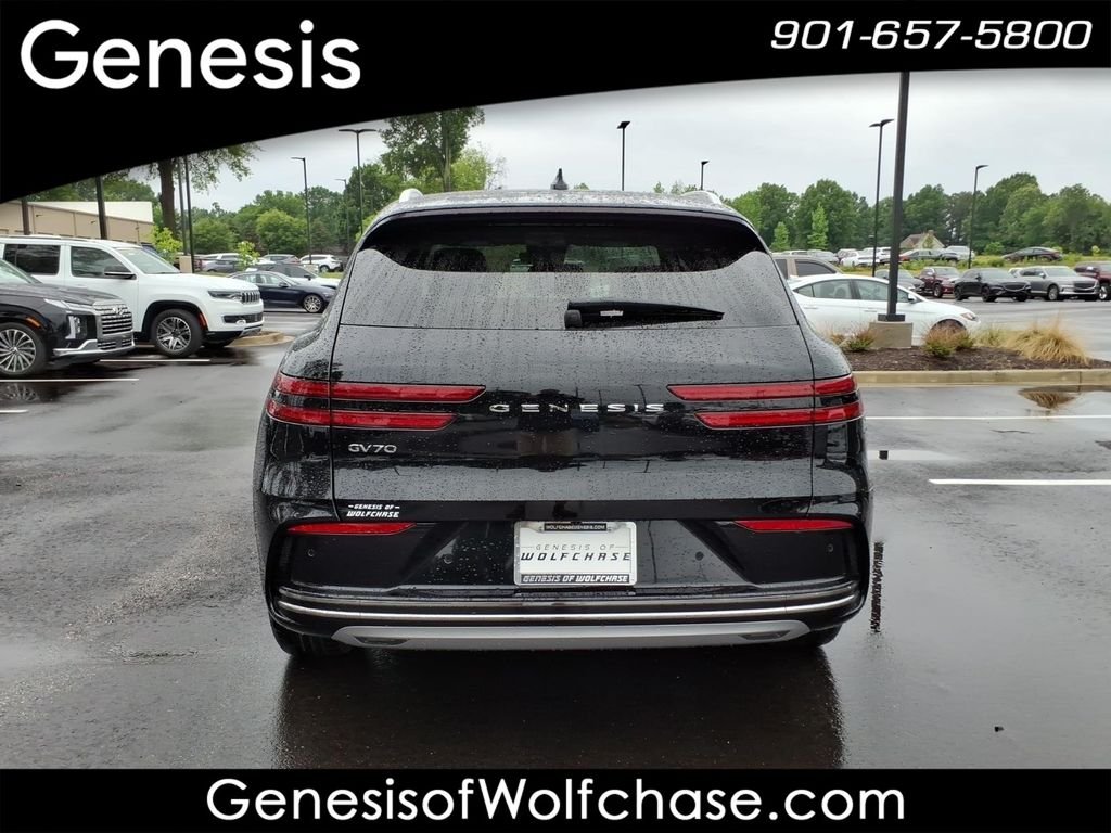 Used 2026 Black Genesis  image 4