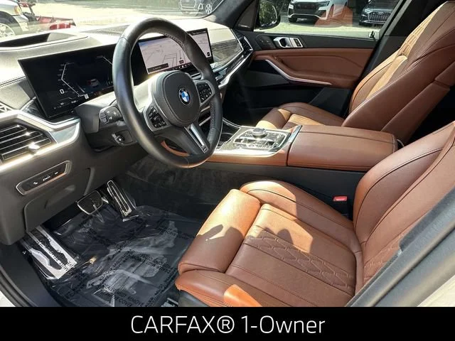 Certified Used 2025 Mineral White BMW M60i image 2