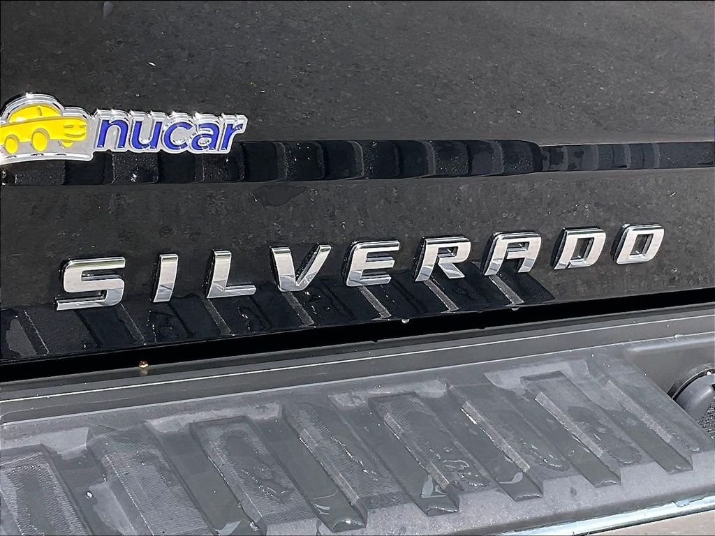 Used 2018 Black Chevrolet LT image 28