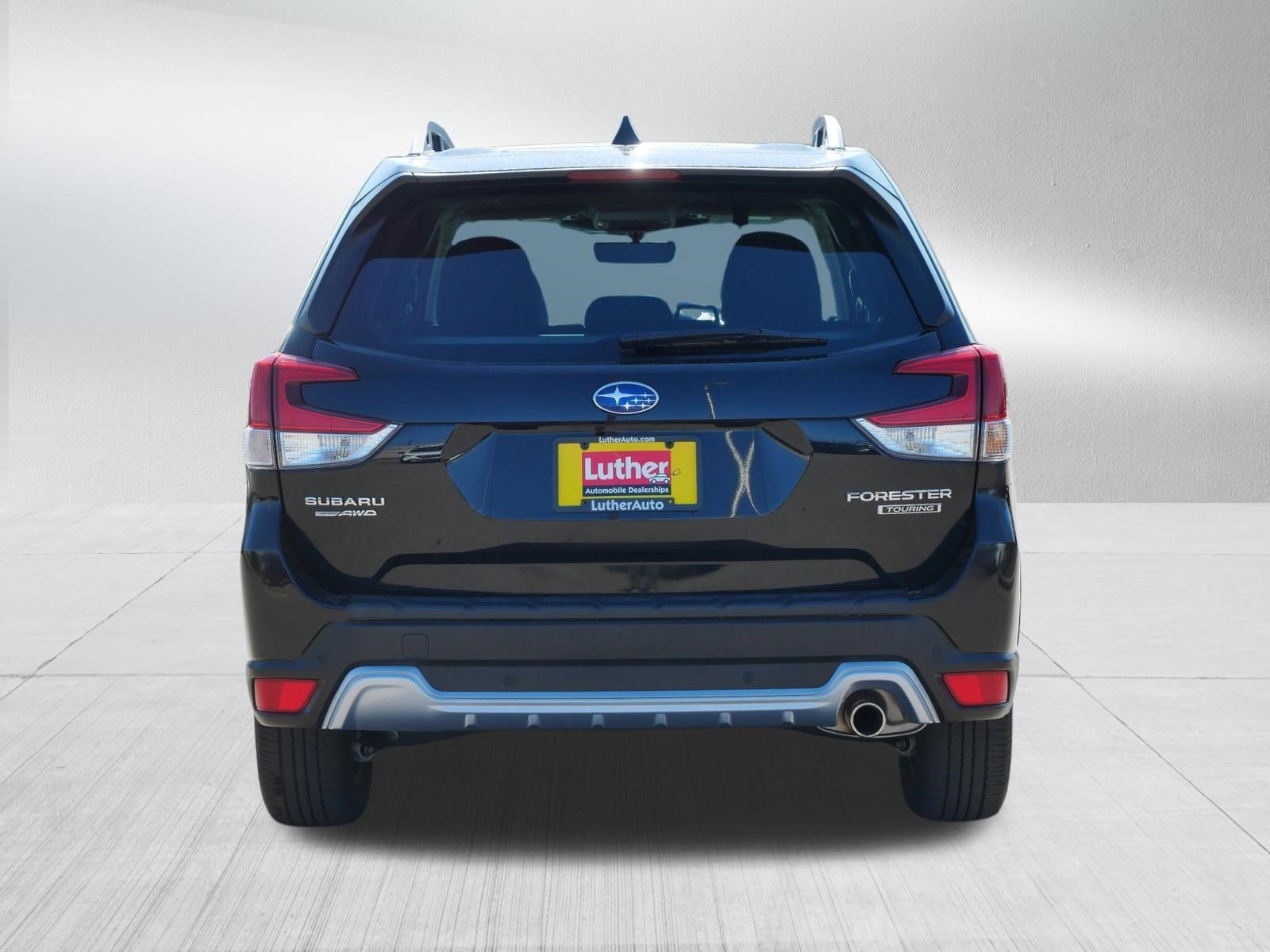 Used 2023 Crystal Black Silica Subaru Touring image 6