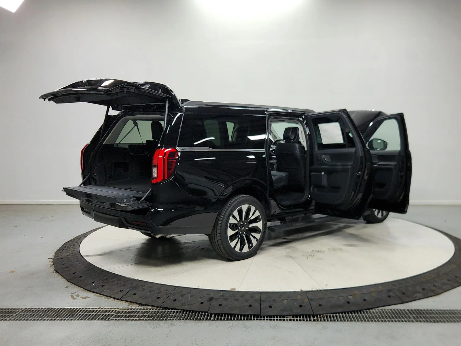 New 2027 Black Ford Platinum image 16