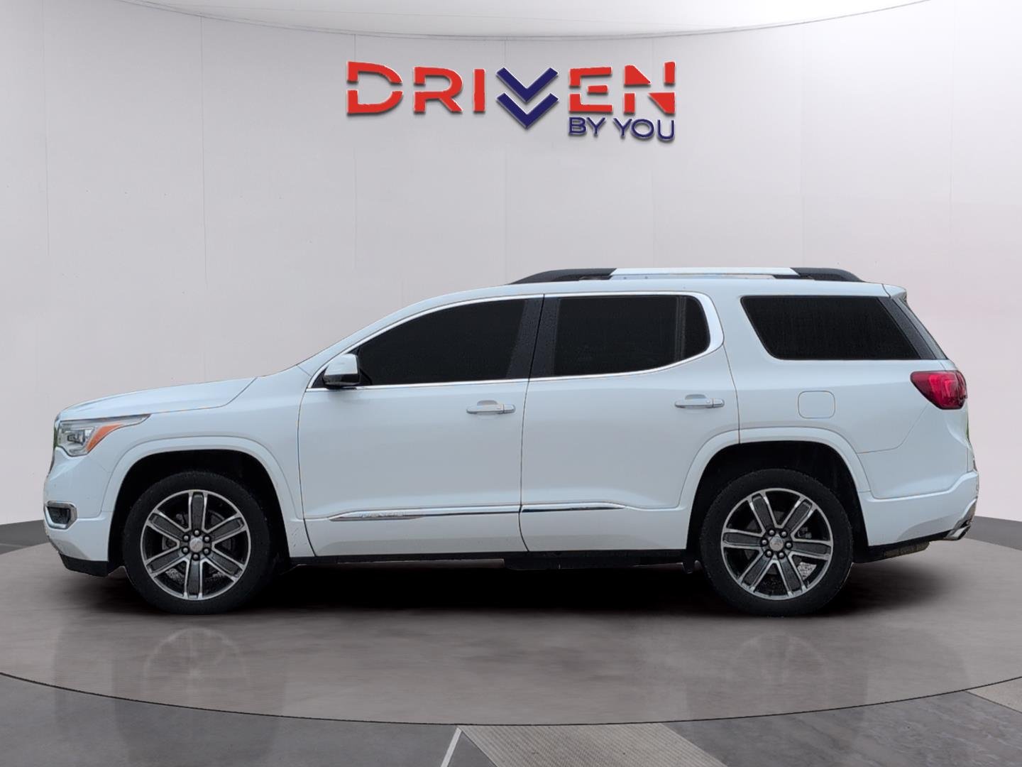 Used 2019 GMC Acadia Denali with VIN 1GKKNXLS1KZ200629 for sale in Chatom, AL