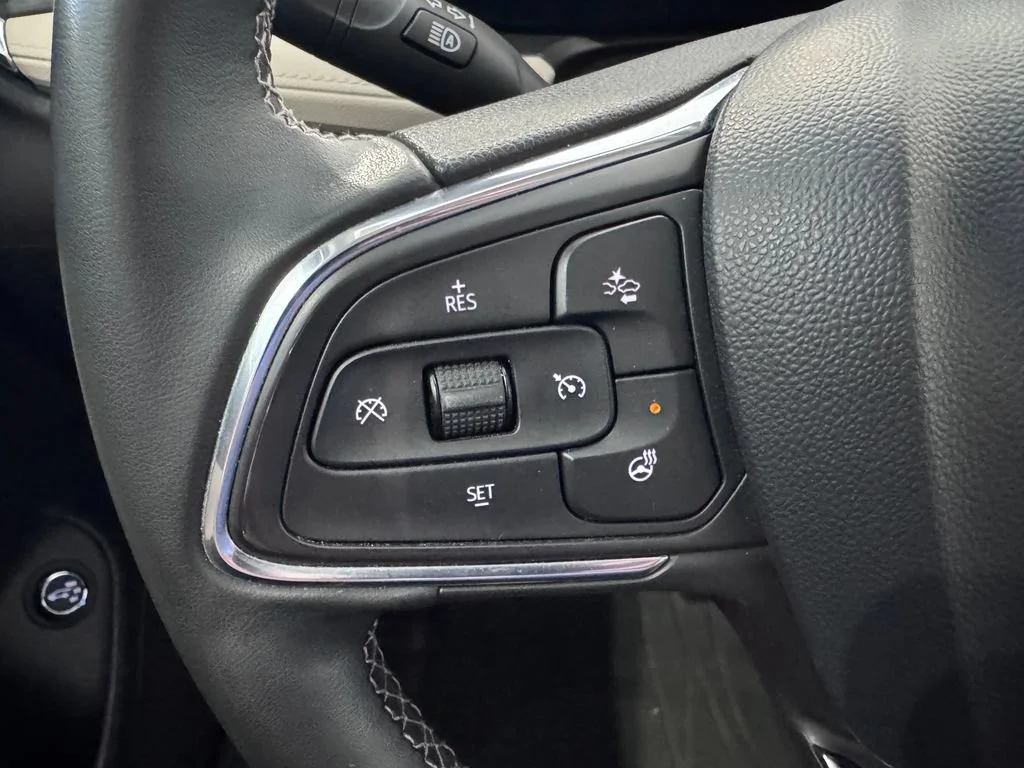 Used 2024 Ebony Twilight Metallic Buick Avenir image 14