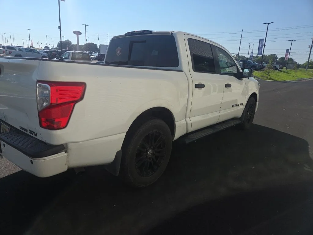 Used 2018 White Nissan SV image 13