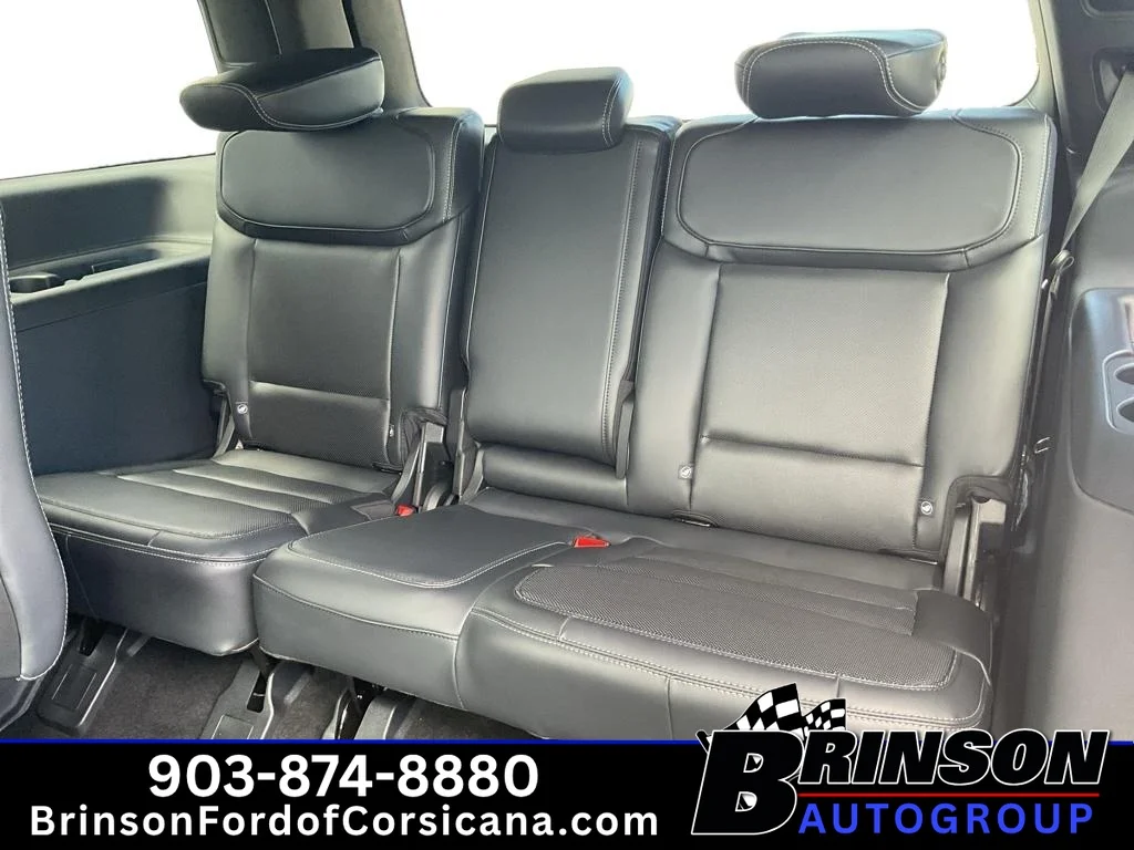 New 2027 Gray Ford Platinum image 6
