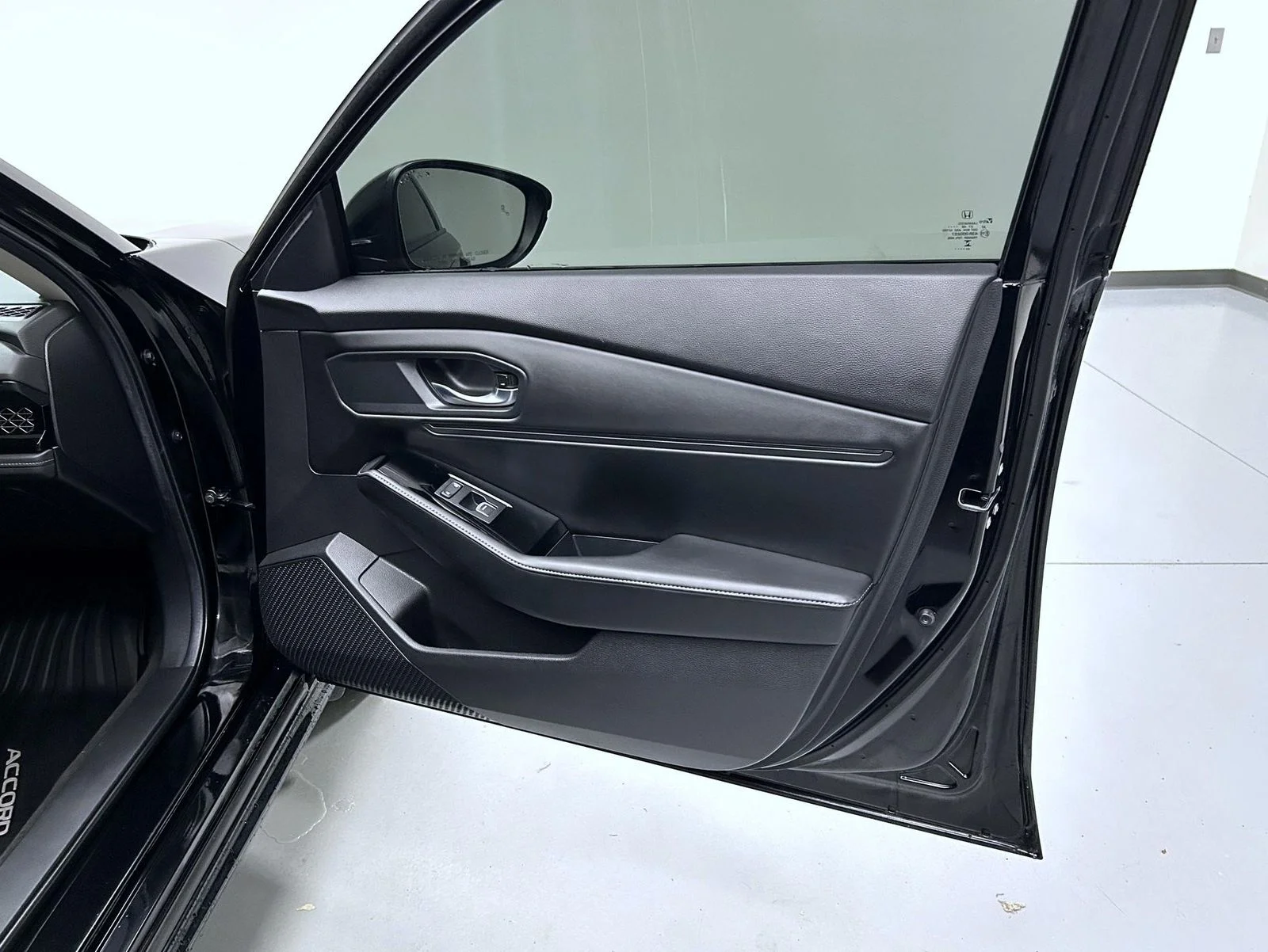 Used 2024 Black Honda Touring image 16