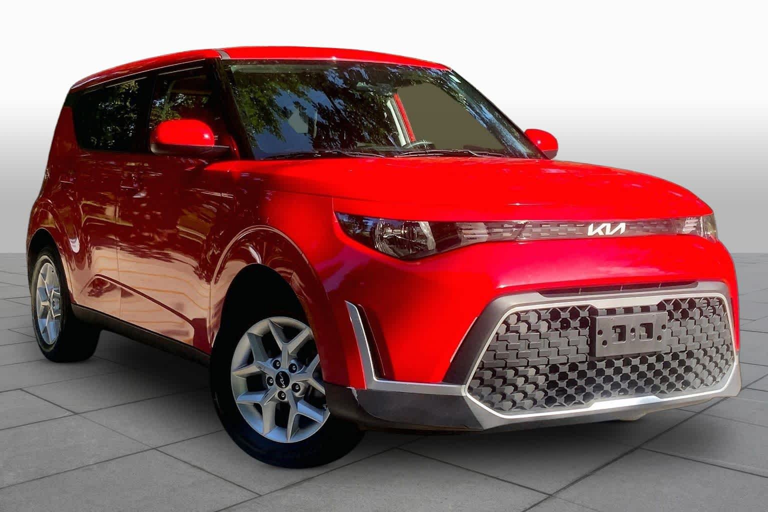Pre-Owned 2024 Kia Soul LX