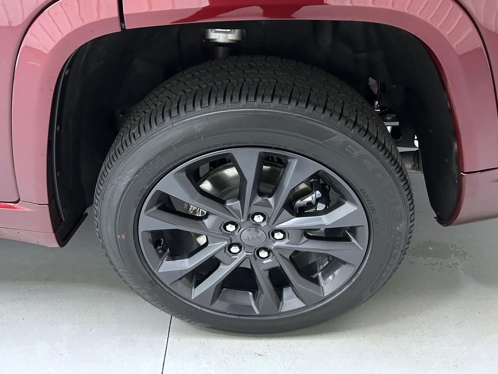 New 2026 Velvet Red Pearlcoat Jeep Limited Reserve image 23