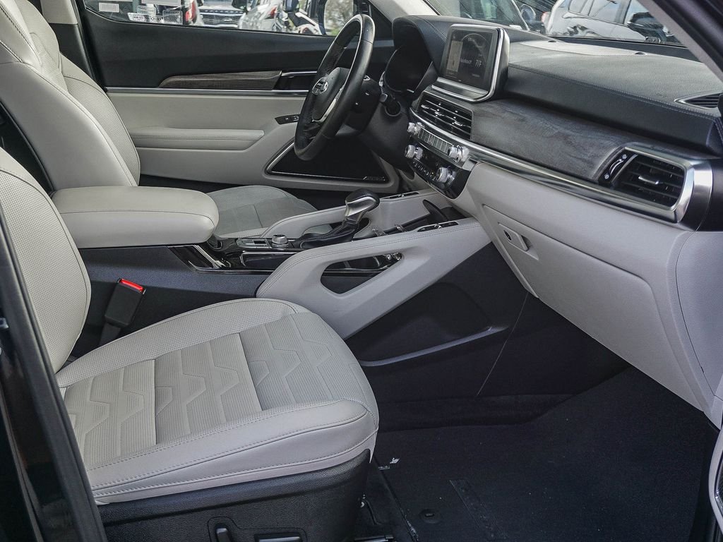 Certified Used 2021 Black Kia SX image 13