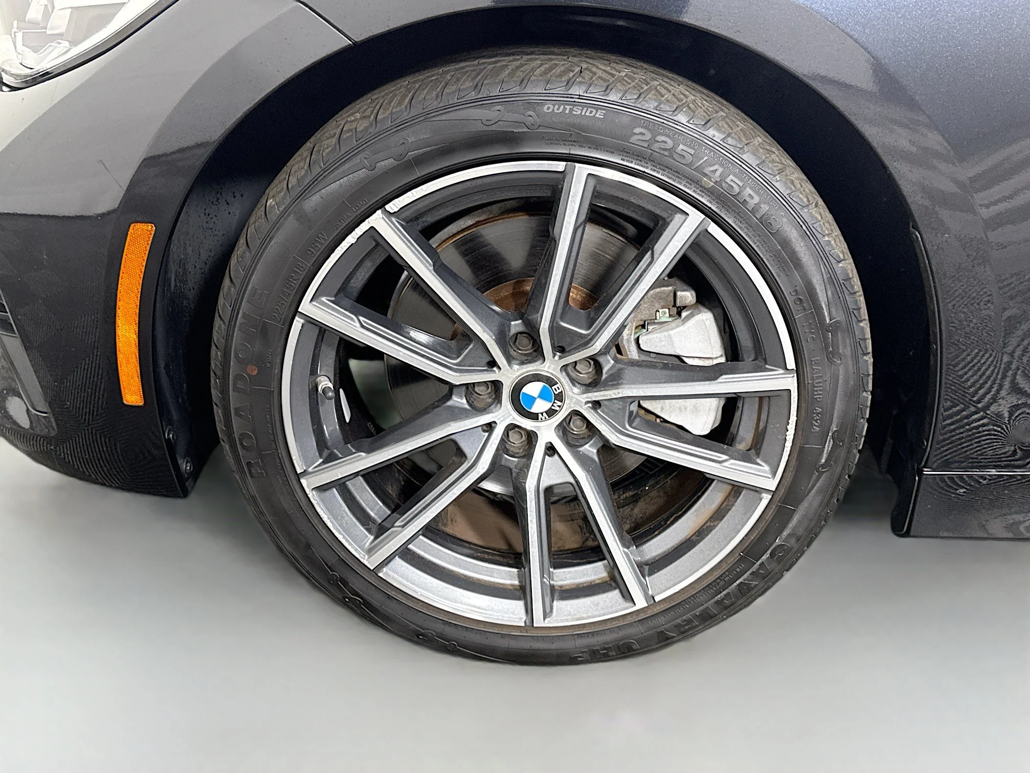 Used 2019 Black Sapphire Metallic BMW 330i image 31