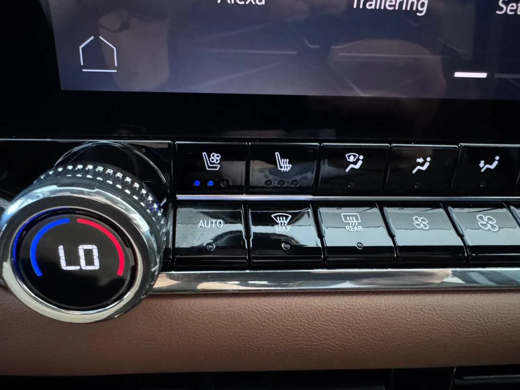 Certified Used 2025 Onyx Black GMC AT4 image 24