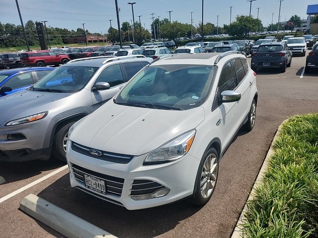 Pre-Owned 2016 Ford Escape SE FWD 4D Sport Utility