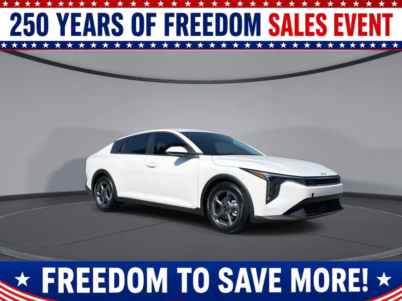 New 2026 Snow White Pearl Kia LXS image 2