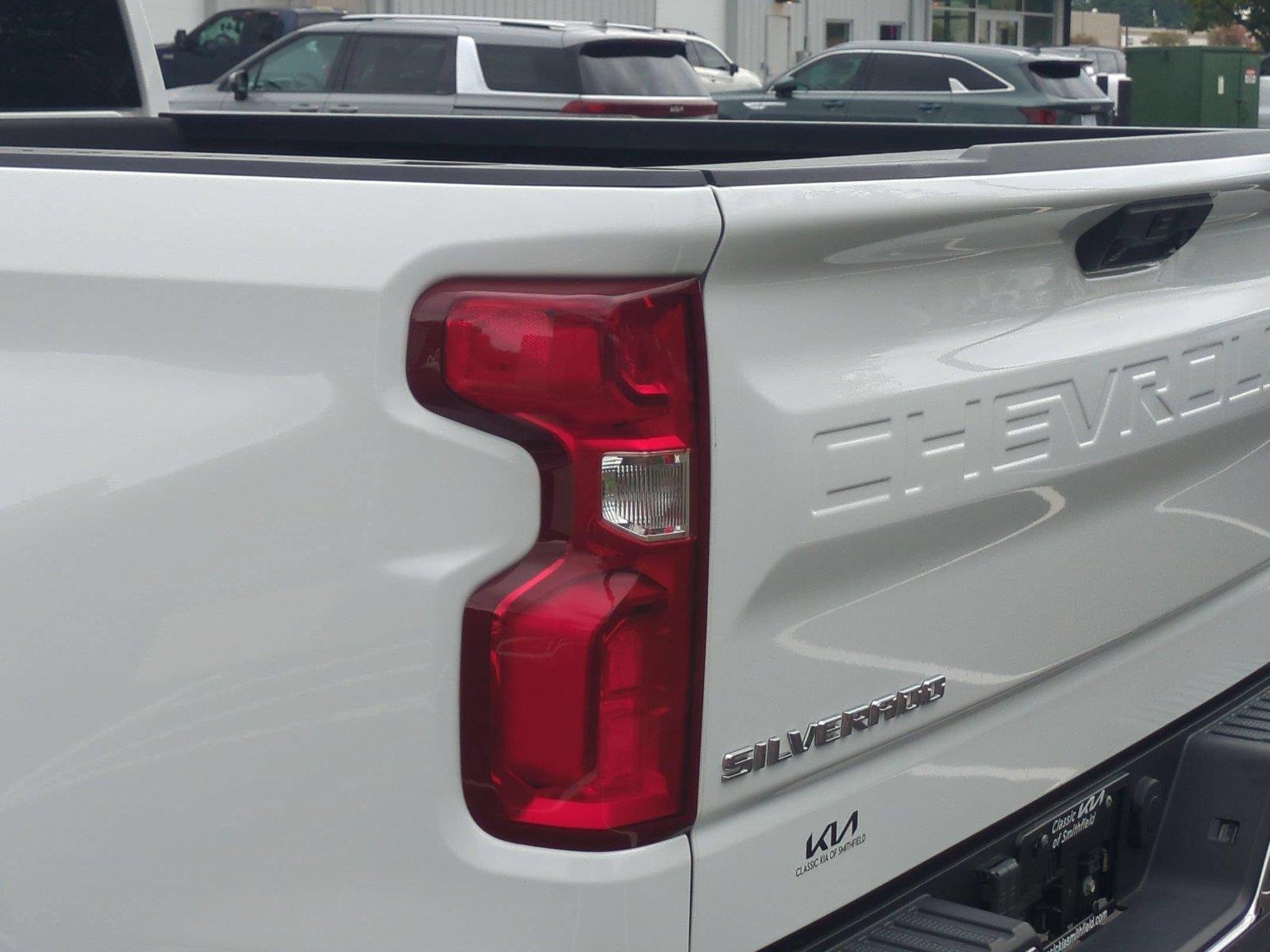 Used 2023 Summit White Chevrolet LTZ image 12