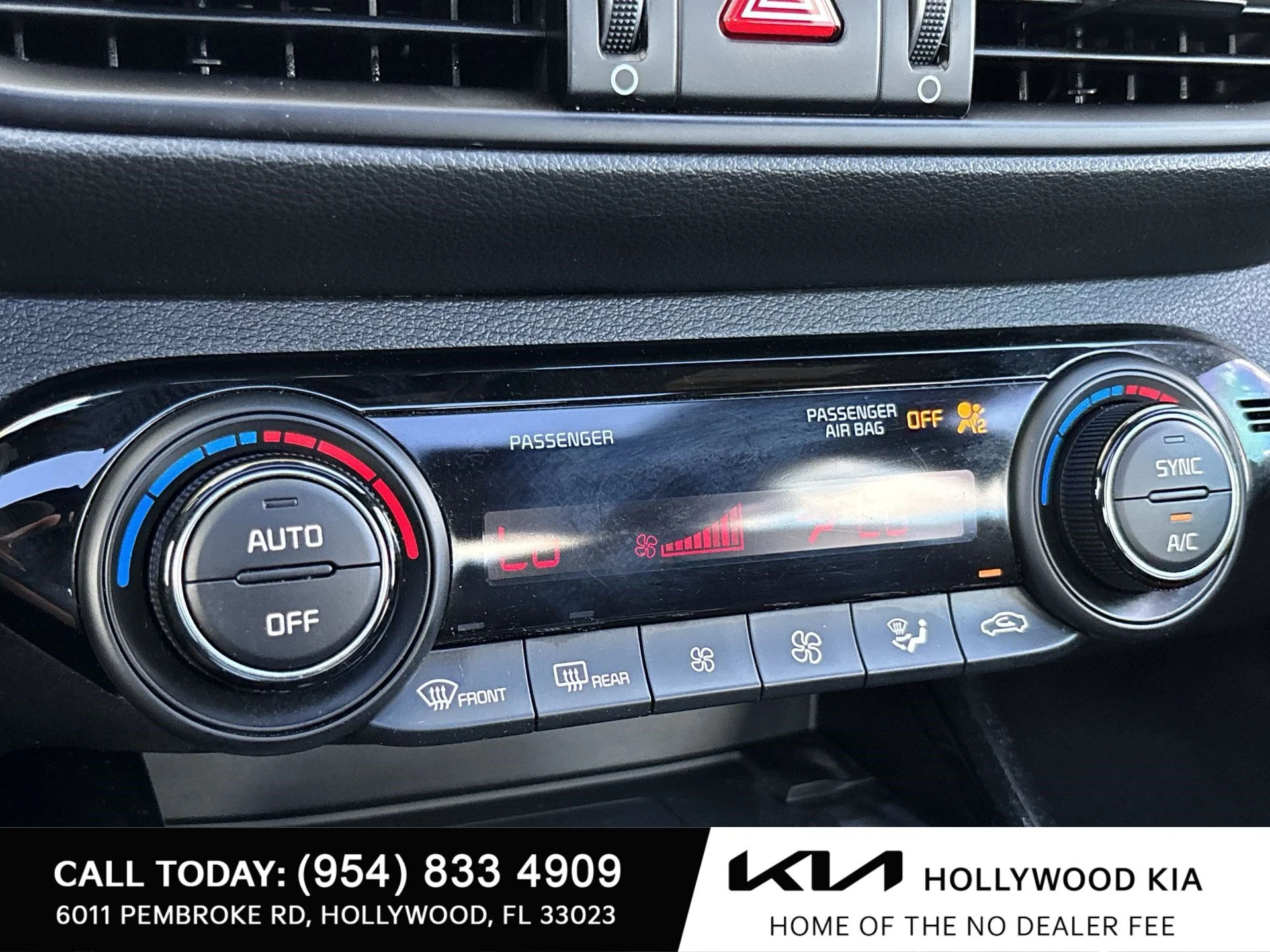 Used 2024 Snow White Pearl Kia GT-Line image 17