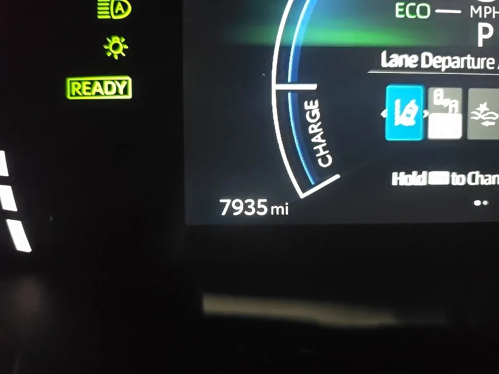 Used 2025 Gray Toyota LE image 22