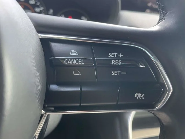 Certified Used 2025 White Mazda 3.3 Turbo Preferred image 19