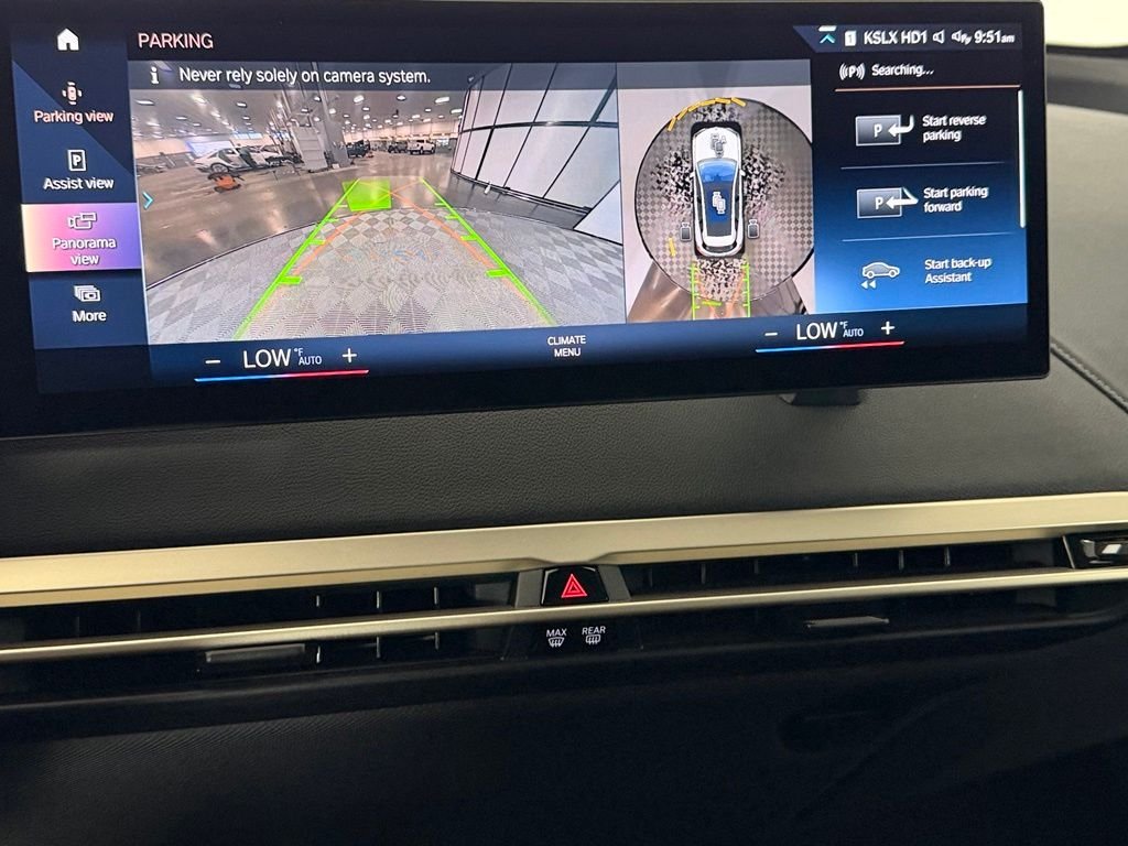 Used 2023 White BMW xDrive50 image 18