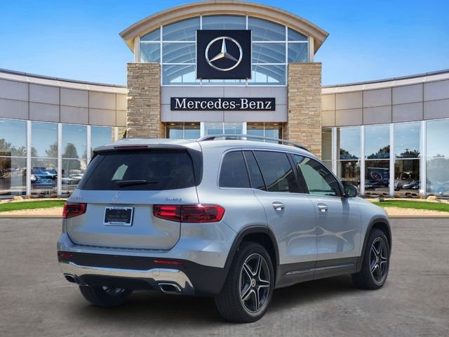 New 2026 Cirrus Silver Metallic Mercedes-Benz GLB 250 image 4