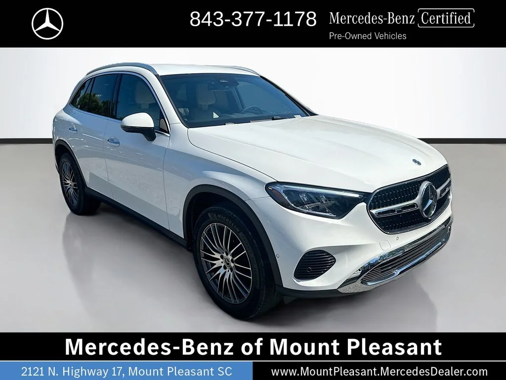 Certified Used 2025 Polar White Mercedes-Benz GLC 300 image 3