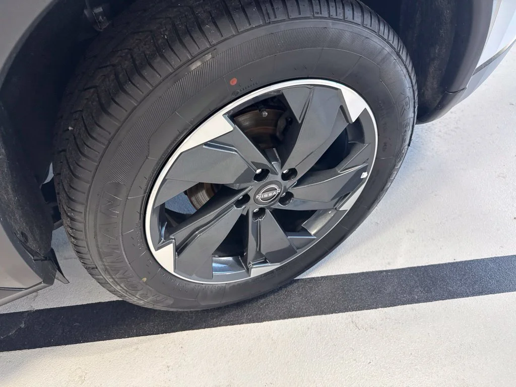 Used 2024 Silver Nissan SV image 16