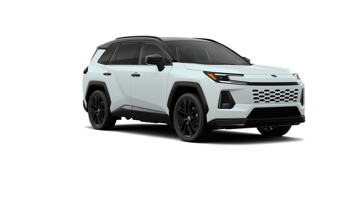 New 2026 Wind Chill Pearl with Midnight Black Metallic roof Toyota XSE image 15