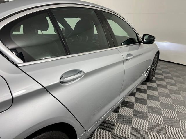 Used 2019 Silver BMW 530i image 9