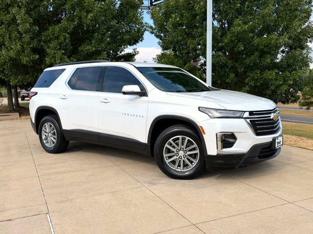 2023 Chevrolet Traverse LT