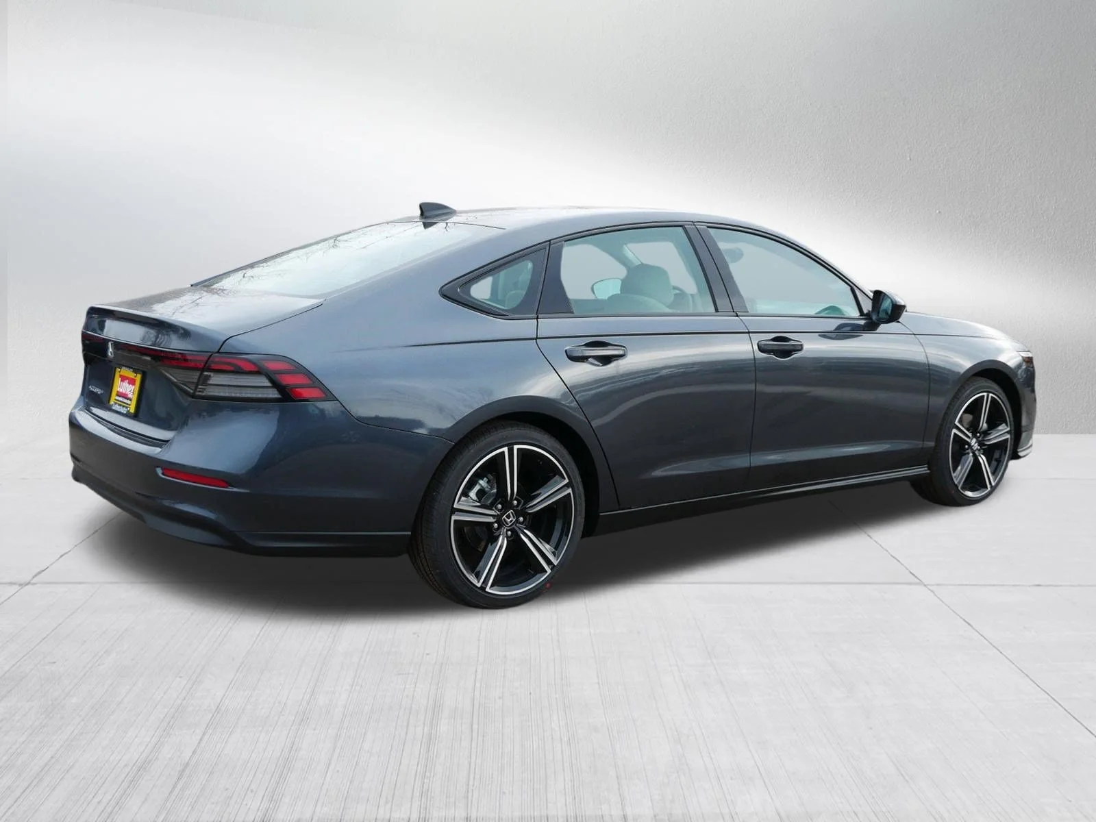 New 2026 Meteorite Gray Metallic Honda SE image 7