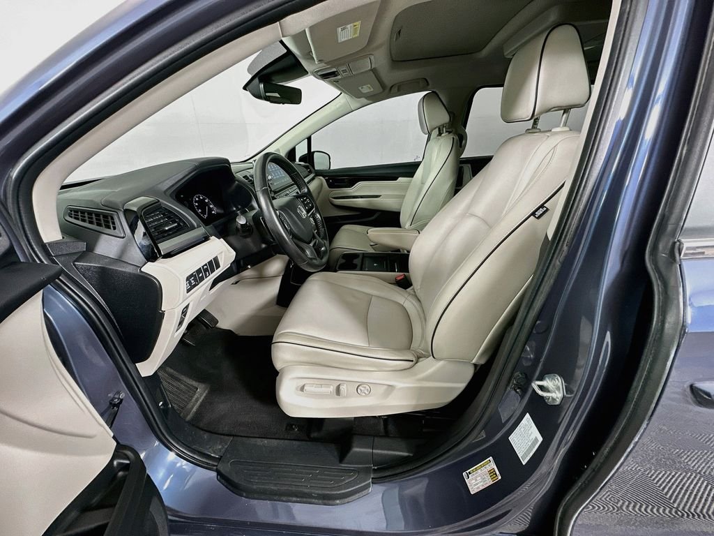2025 Honda Odyssey Touring - Photo 21