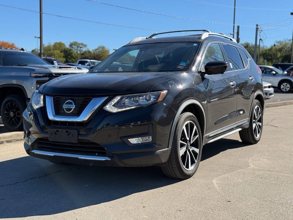 Used 2018 Nissan Rogue SL with VIN JN8AT2MV9JW347410 for sale in Crestwood, KY