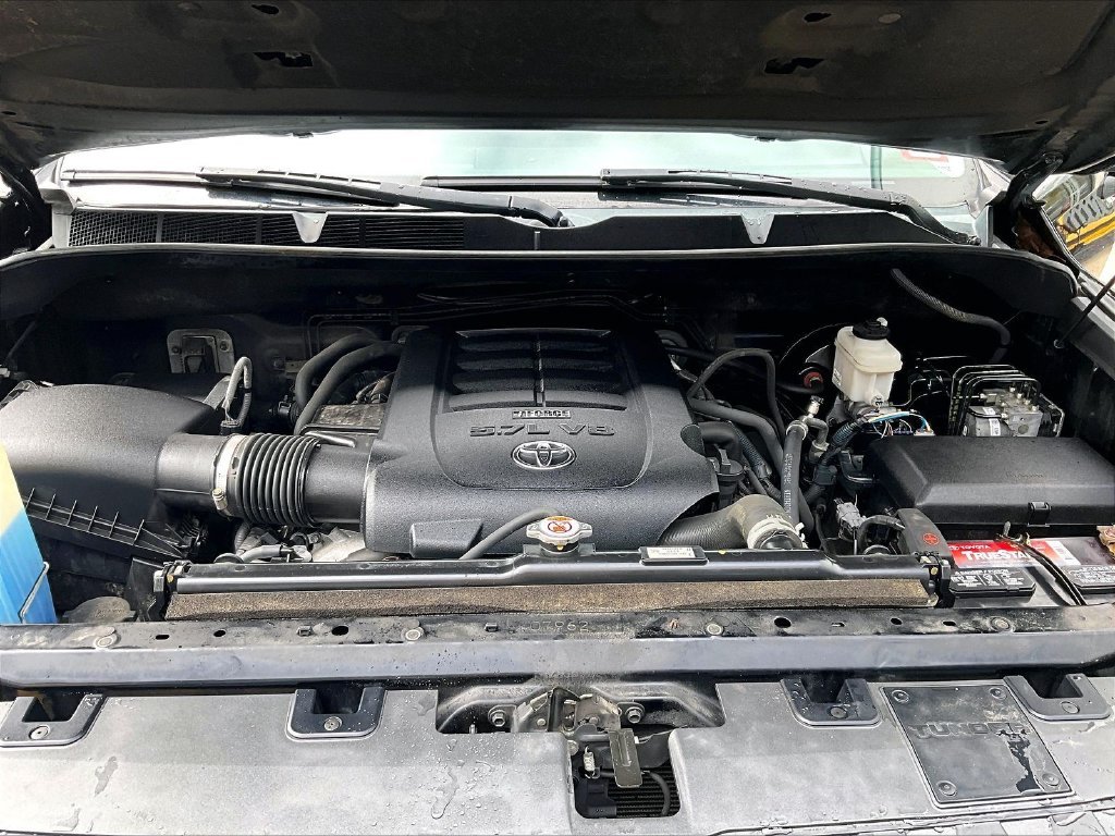 Used 2021 Black Toyota SR5 image 30